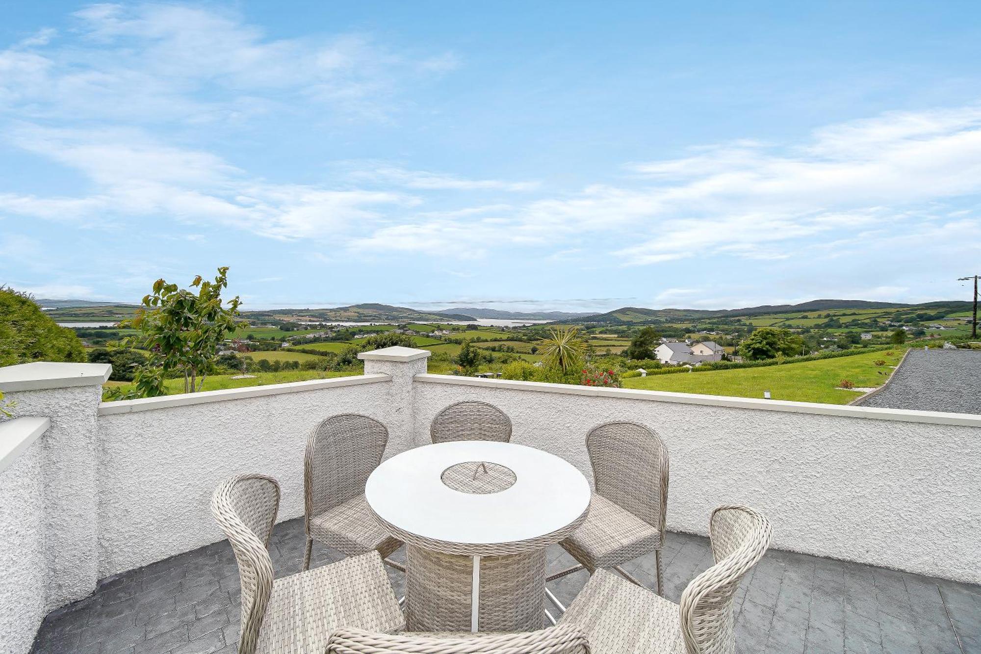 Seaview Lodge Apartment 'Sleeping 4 Guests' Rockstown Zewnętrze zdjęcie
