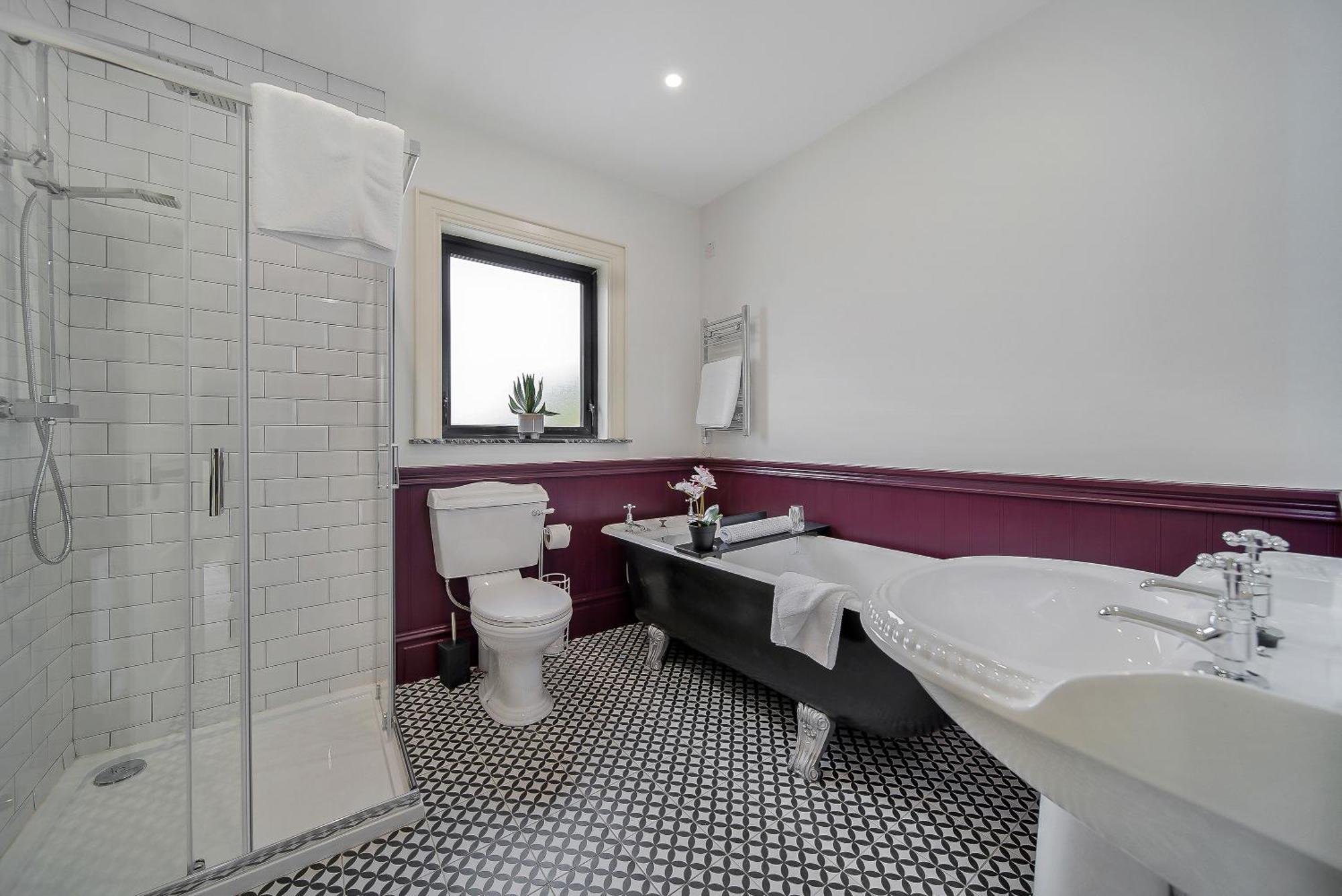 Seaview Lodge Apartment 'Sleeping 4 Guests' Rockstown Zewnętrze zdjęcie